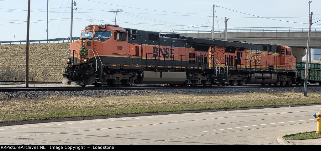BNSF 1001 BNSF 7723